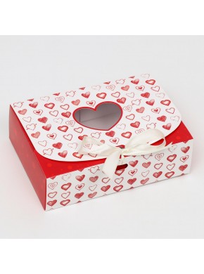 Коробка для сладостей, с лентой, с окном "Сердца", 16,5 х 11,5 х 5 см