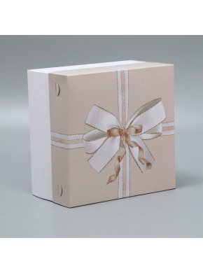 Коробка для торта без окна, "Бант", 21,5 х 21,5 х 12 см